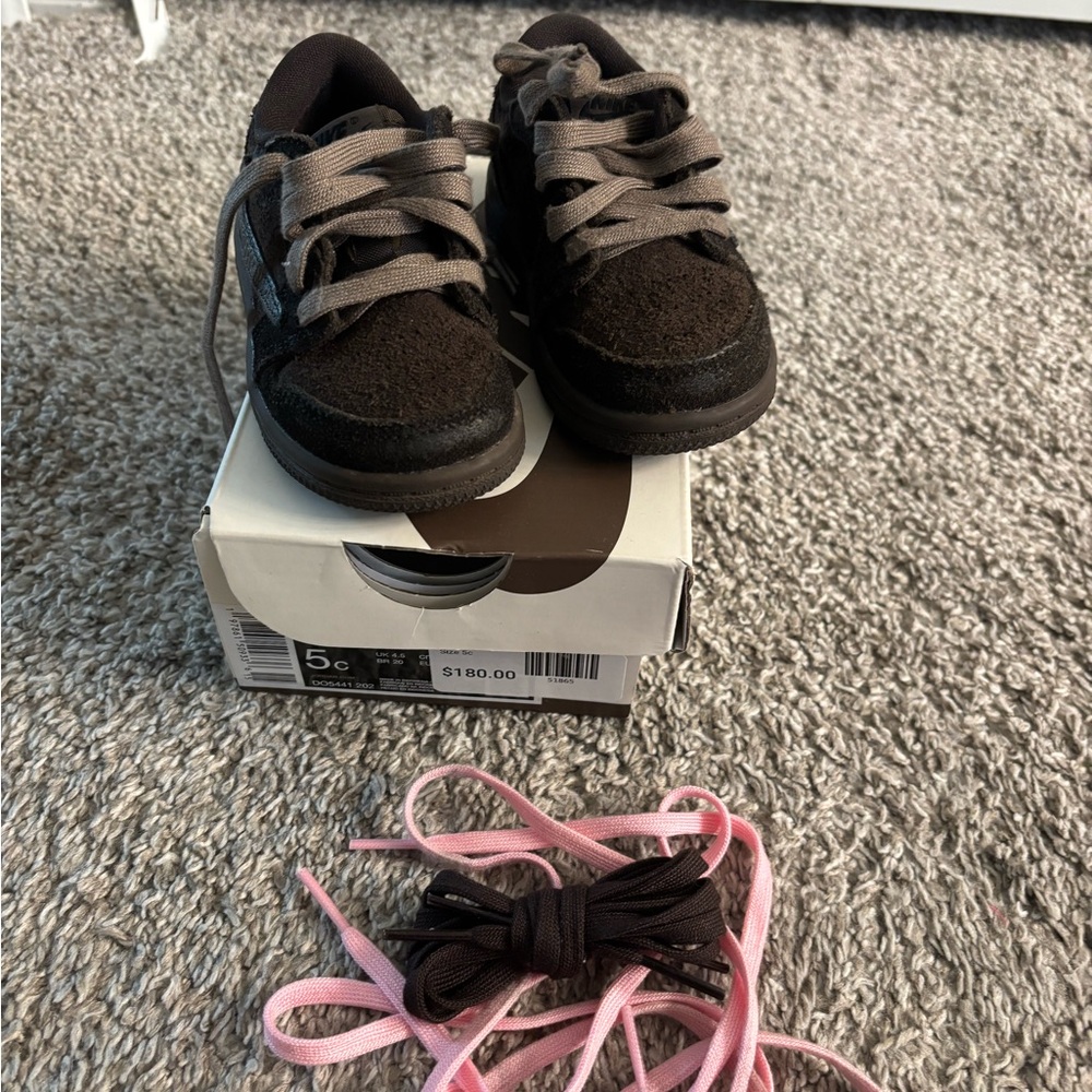 TRAVIS SCOTT X JORDAN 1 LOW OG TD 'VELVET BROWN'